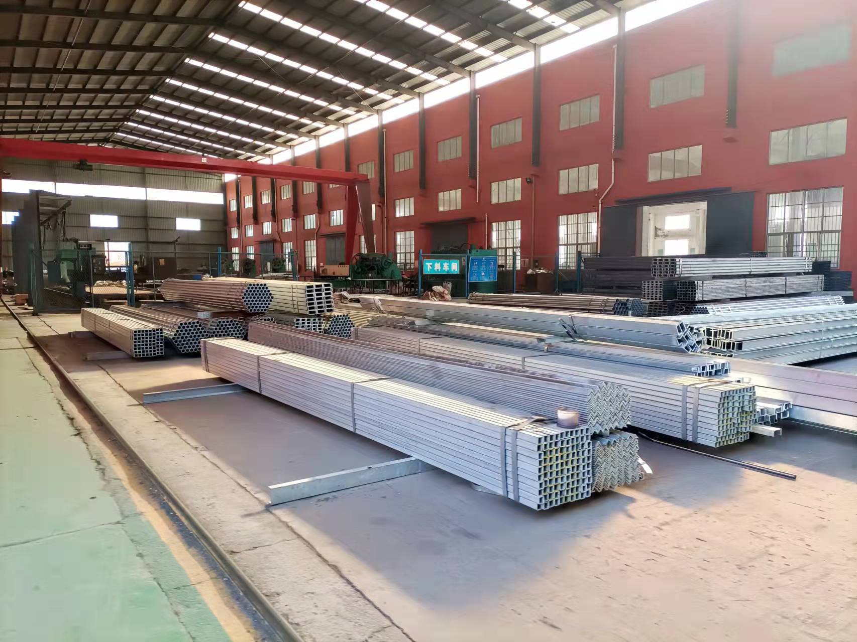 Sufficient materials and guaranteed work progress