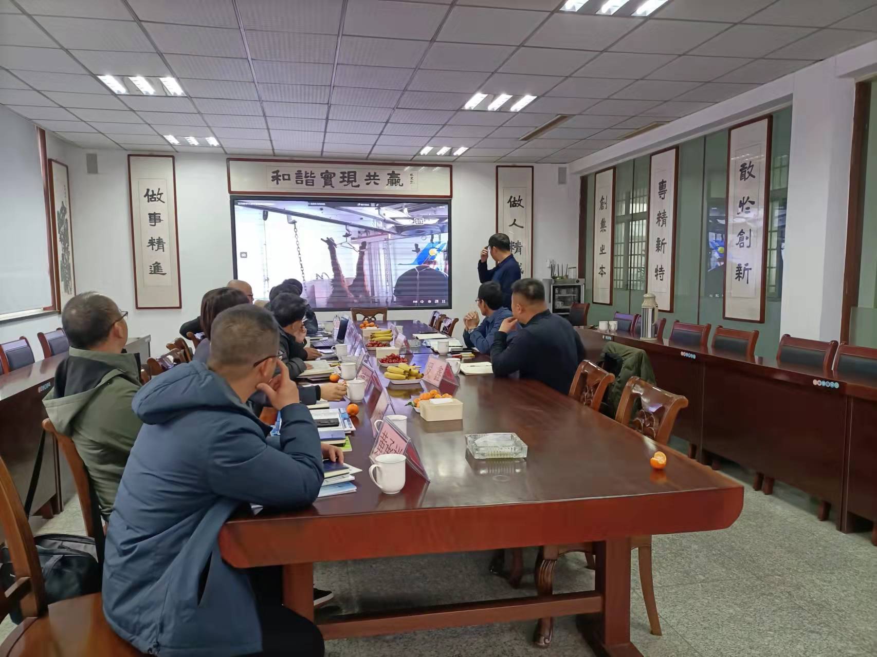 Customers come to Jianhua to visit and inspect